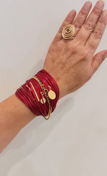 מנג'רו אדום בזהב